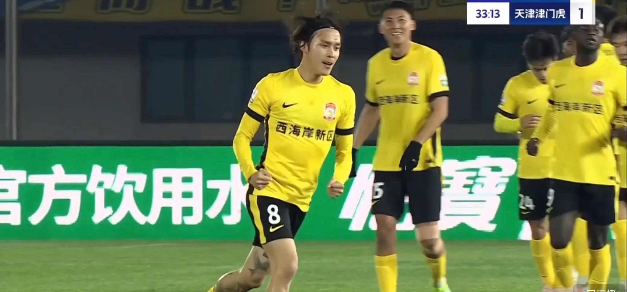 开云棋牌 -包含山东泰山发布备战花絮，关键时刻篮板制胜，全明星赛任务艰巨，轮换策略成焦点的词条