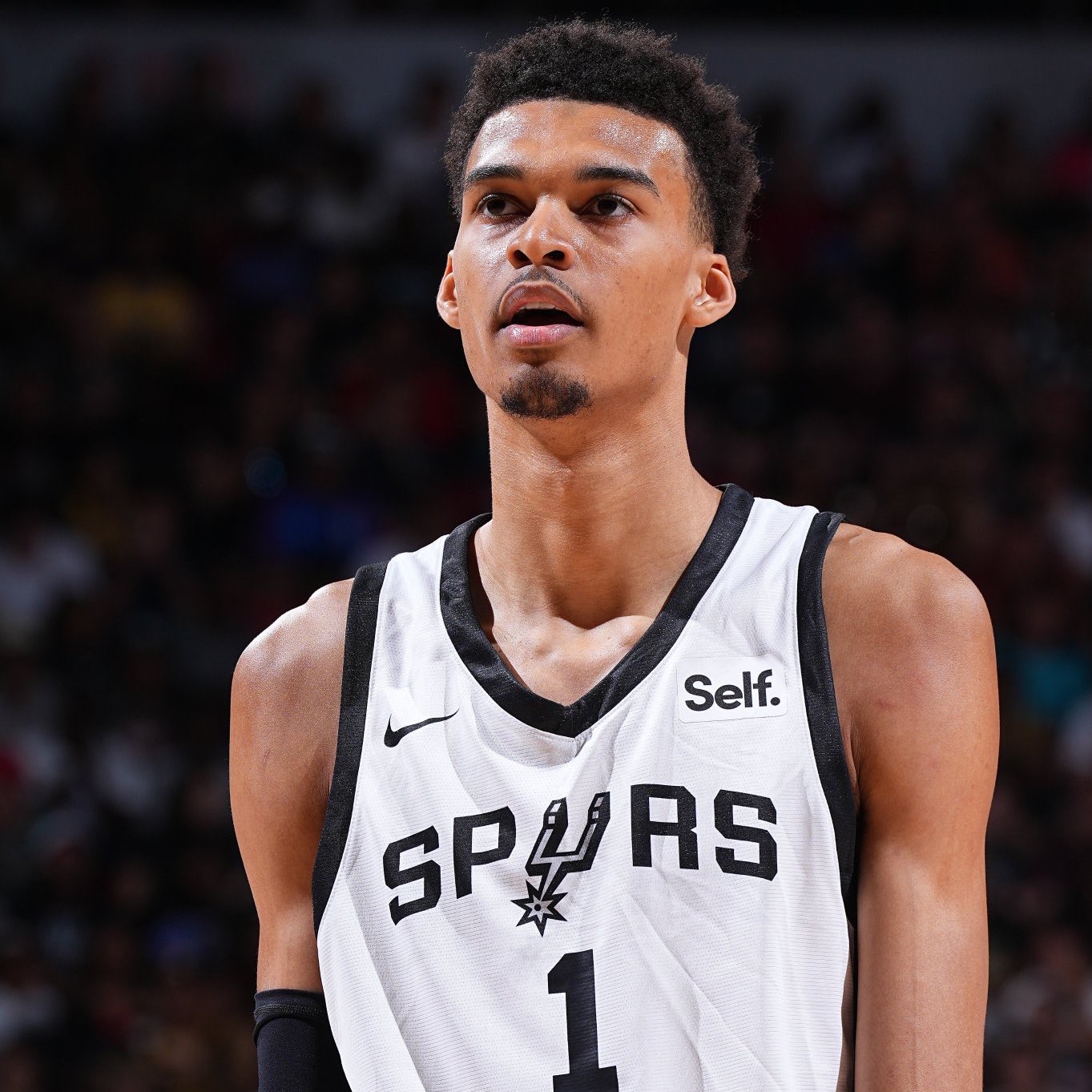 开云娱乐 -今夜托特纳姆备战亚冠，扳平良机细节曝光，底气十足，身体对抗强度拉满的简单介绍